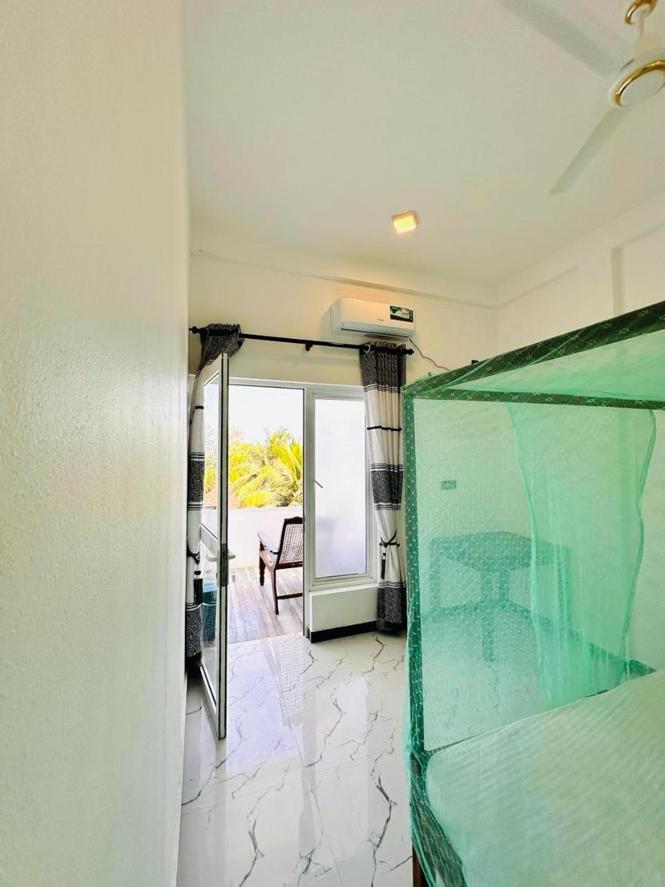 Garden Beach Hotel Arugam Bay Exterior photo